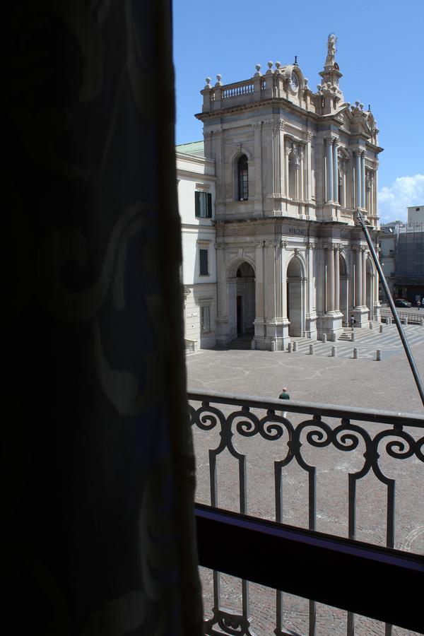 Hotel Il Santuario - Pompei ポンペイ エクステリア 写真