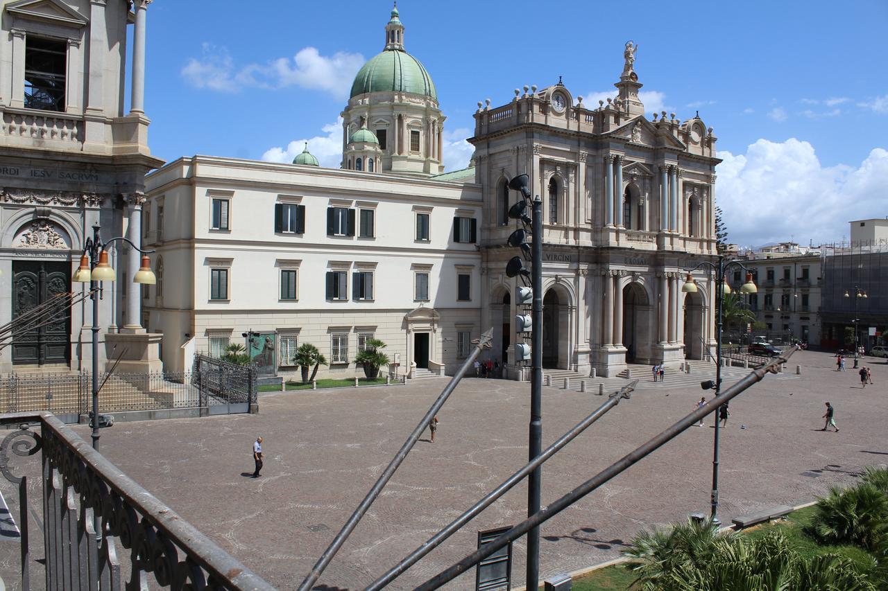 Hotel Il Santuario - Pompei ポンペイ エクステリア 写真