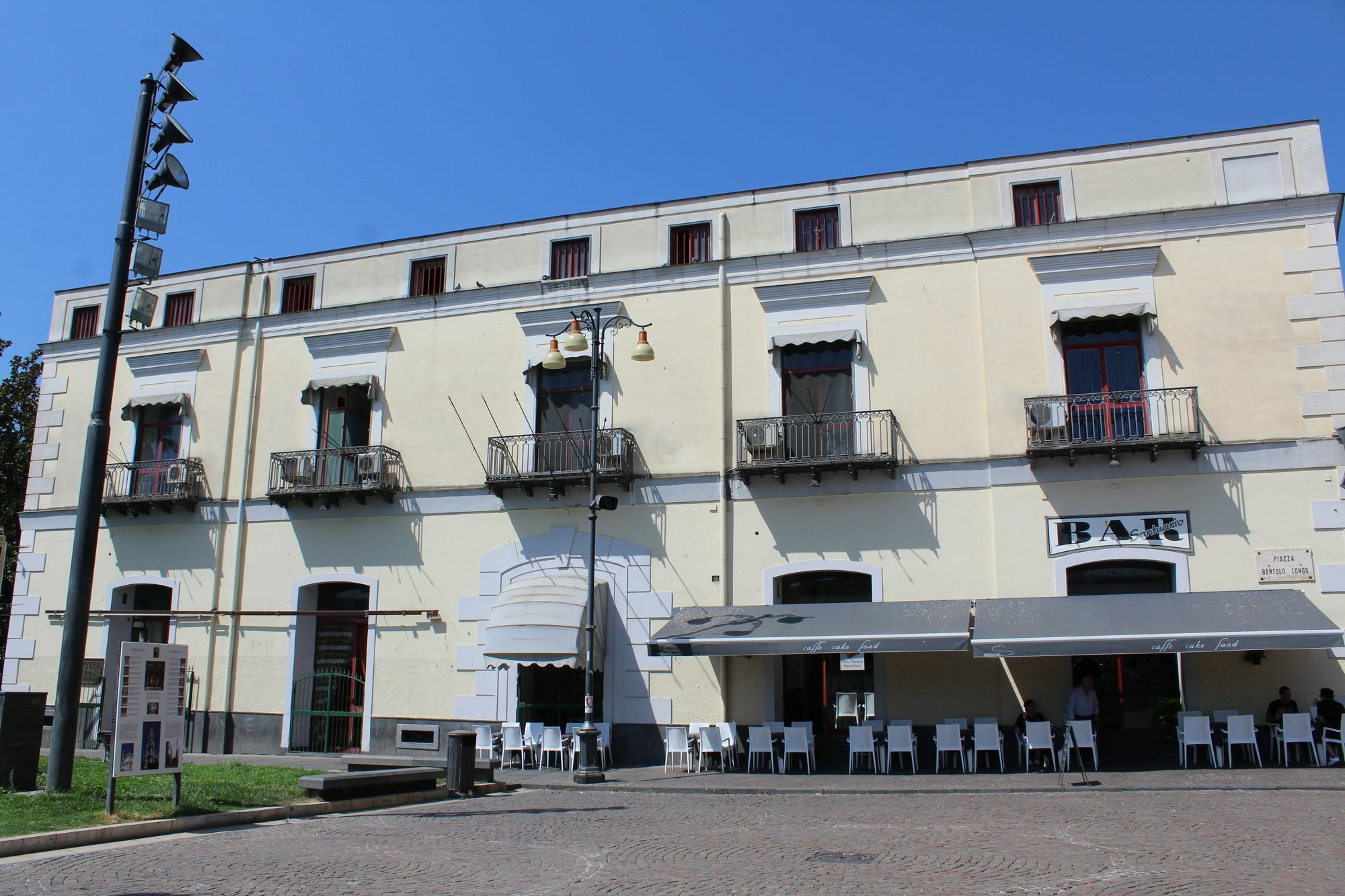 Hotel Il Santuario - Pompei ポンペイ エクステリア 写真