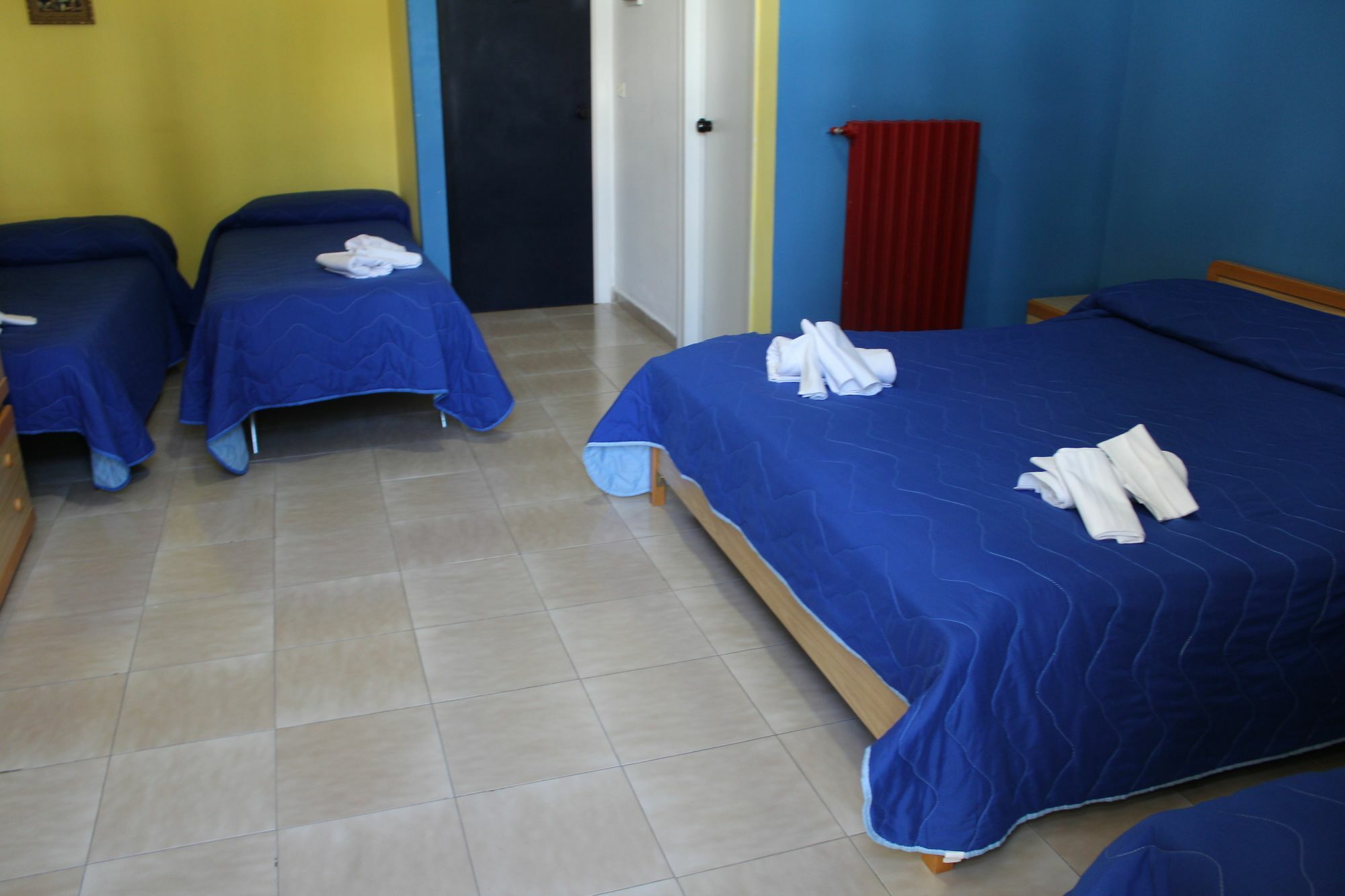 Hotel Il Santuario - Pompei ポンペイ エクステリア 写真